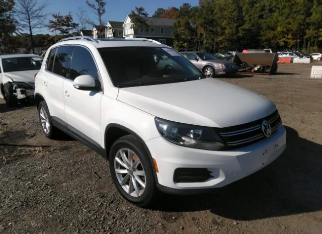 VOLKSWAGEN TIGUAN 2017 wvgrv7ax6hw507163