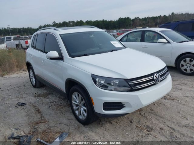 VOLKSWAGEN TIGUAN 2017 wvgrv7ax7hw505888