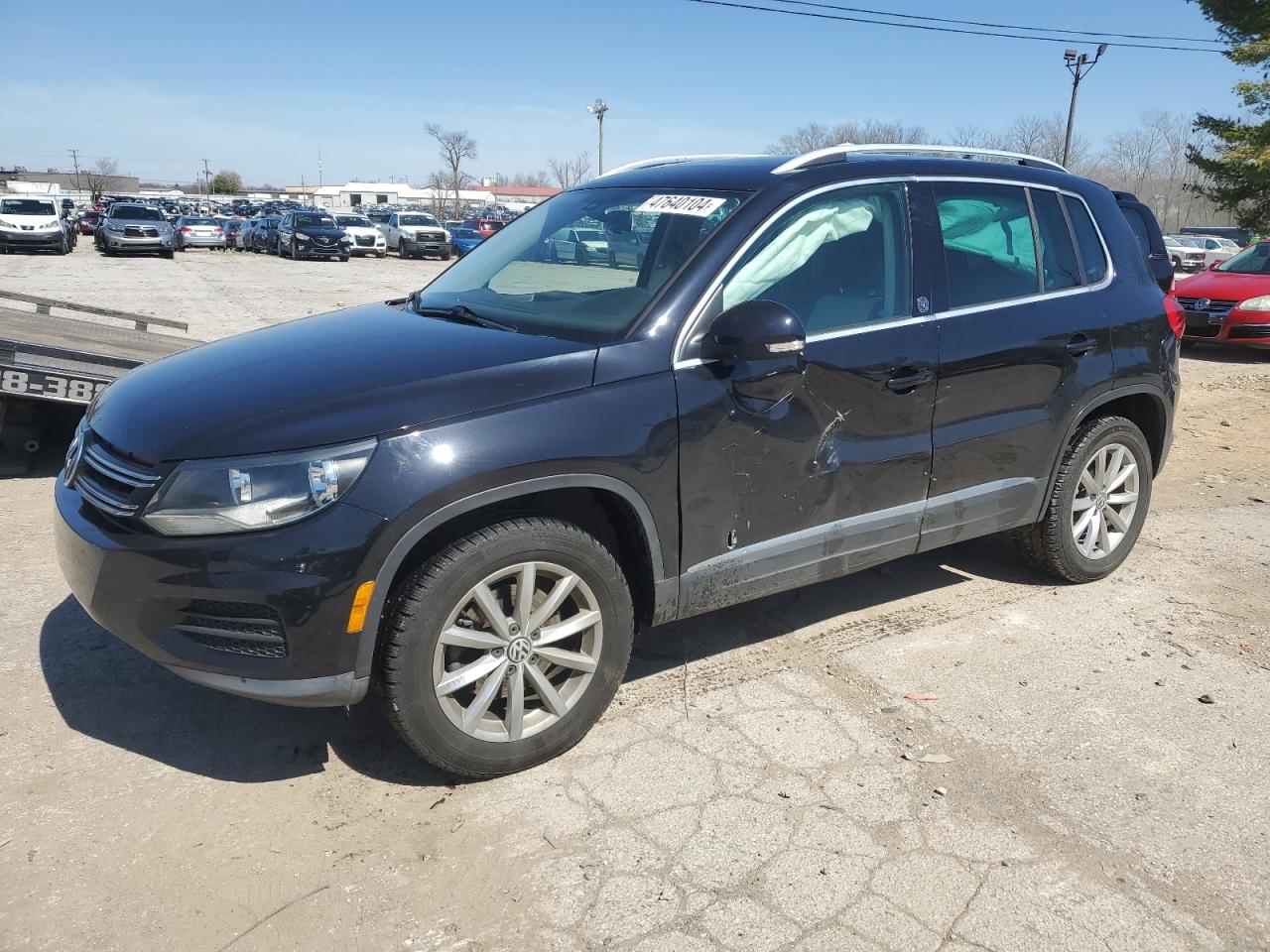 VOLKSWAGEN TIGUAN 2017 wvgrv7ax8hk005942