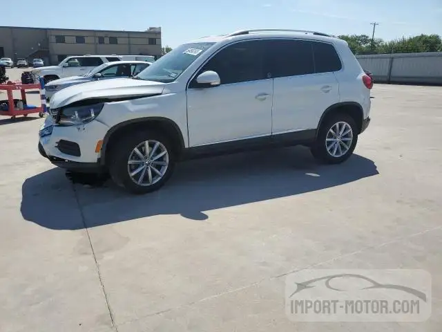 VOLKSWAGEN TIGUAN 2017 wvgrv7ax8hk010347