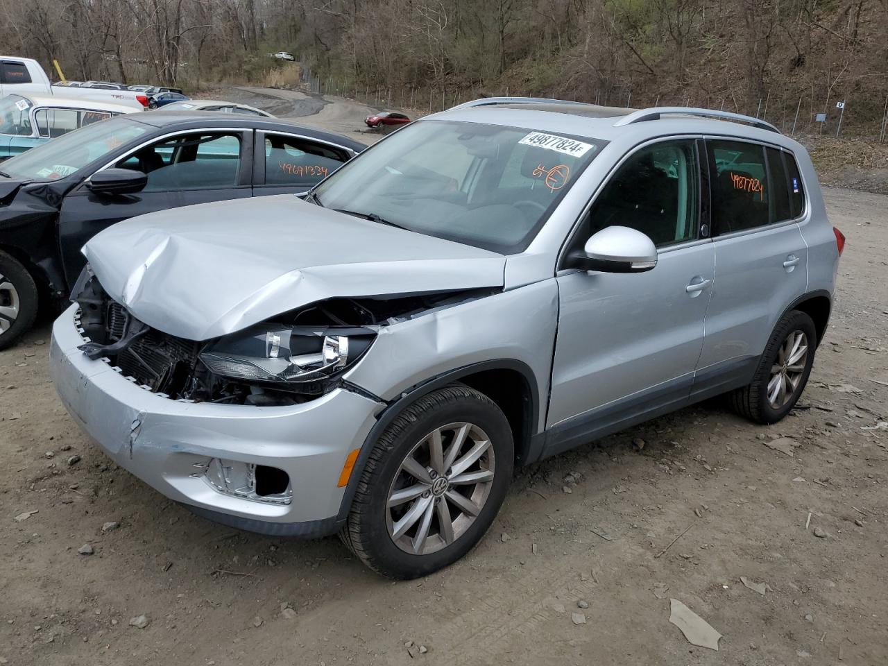 VOLKSWAGEN TIGUAN 2017 wvgrv7ax8hk019453