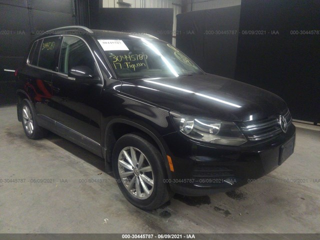 VOLKSWAGEN TIGUAN 2017 wvgsv7ax1hk030408