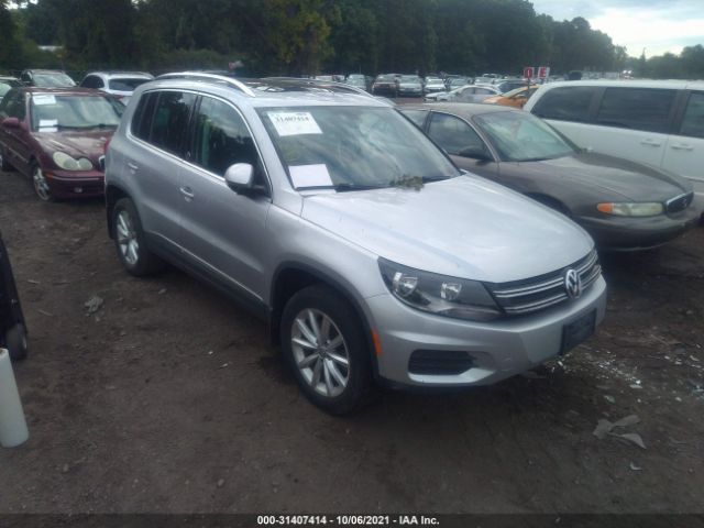 VOLKSWAGEN TIGUAN 2017 wvgsv7ax3hk018115