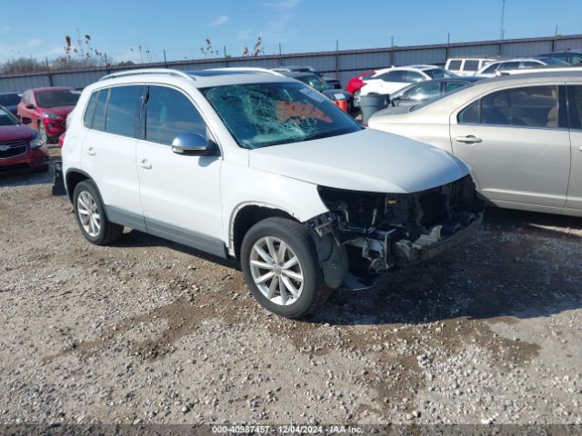 VOLKSWAGEN TIGUAN 2017 wvgsv7ax3hk019796