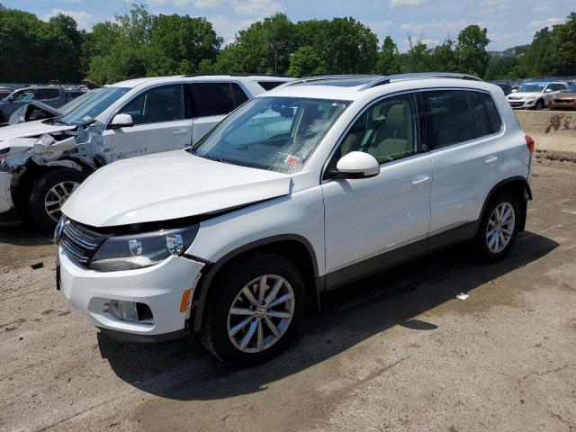 VOLKSWAGEN TIGUAN 2016 wvgsv7ax4hw505817