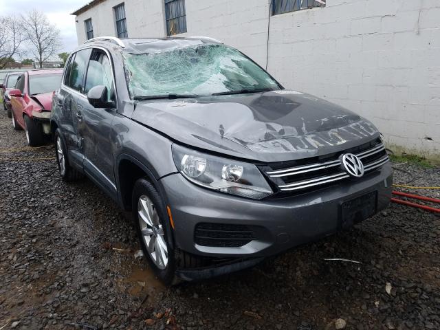 VOLKSWAGEN TIGUAN 2017 wvgsv7ax5hk029584