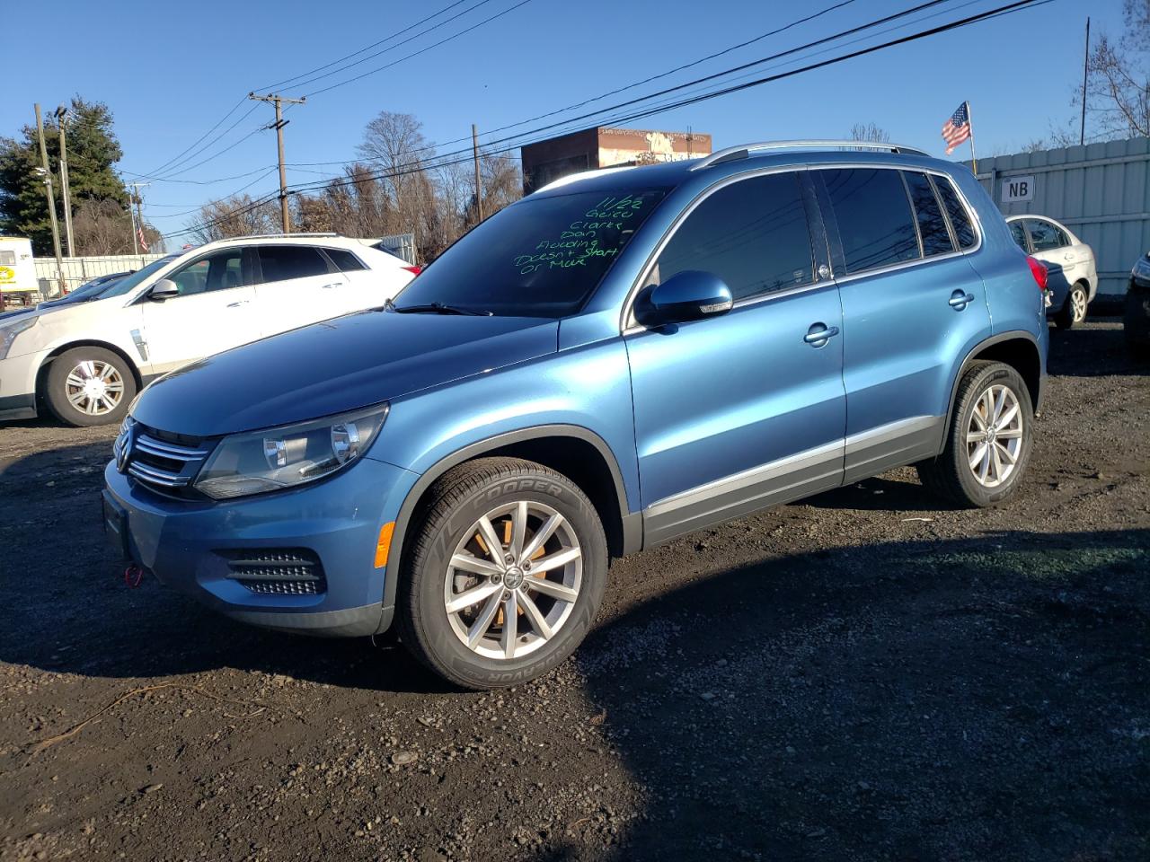 VOLKSWAGEN TIGUAN 2017 wvgsv7ax6hw505754