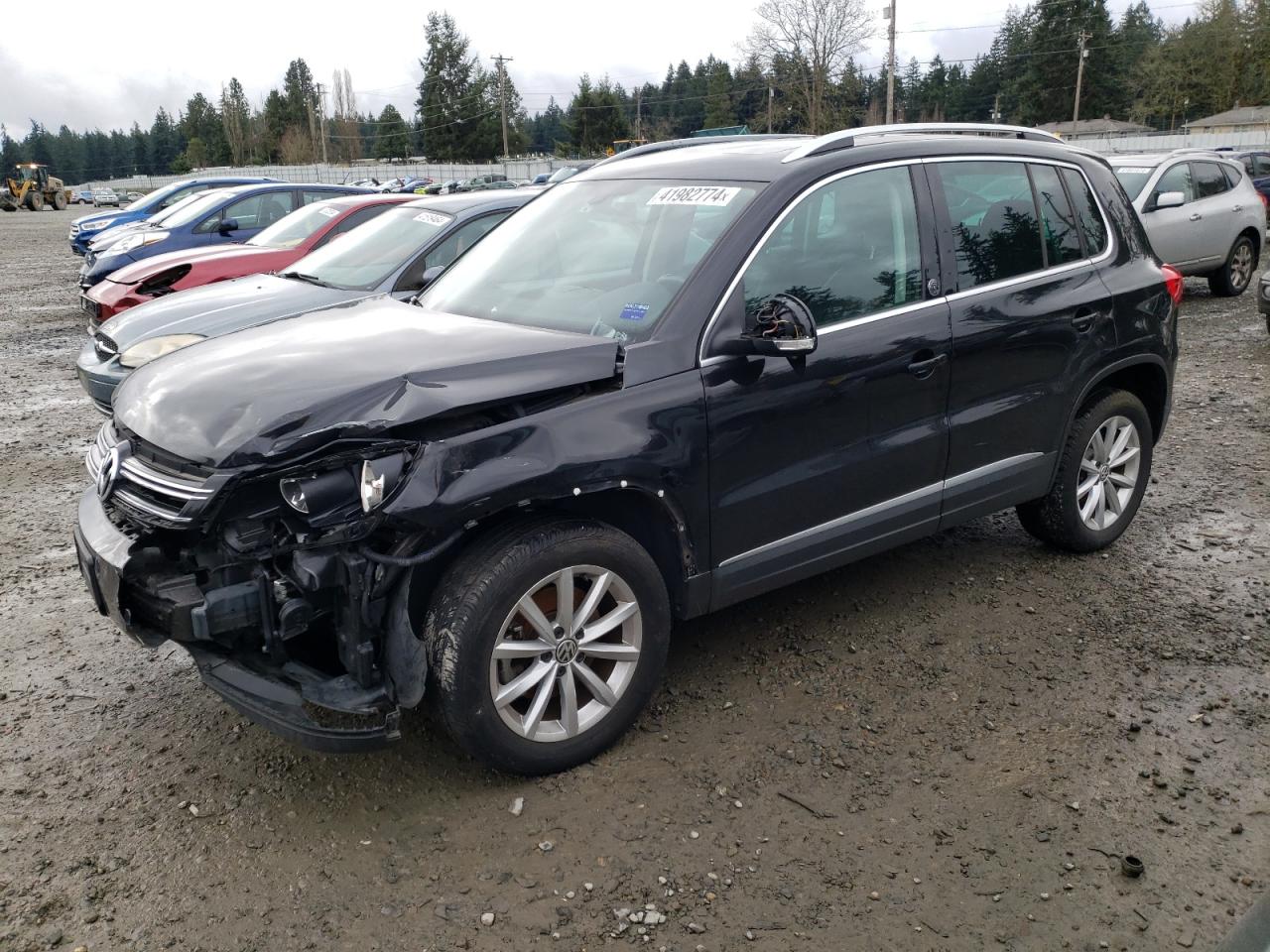 VOLKSWAGEN TIGUAN 2017 wvgsv7ax8hk013380