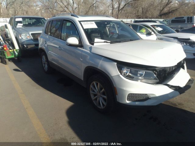 VOLKSWAGEN TIGUAN 2017 wvgsv7ax8hk027733