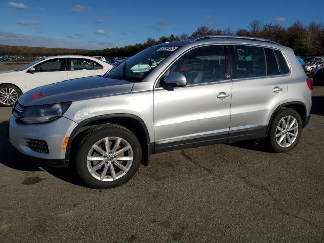 VOLKSWAGEN TIGUAN 2017 wvgsv7ax8hk030101