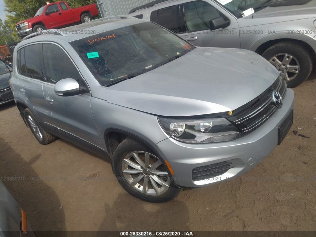 VOLKSWAGEN TIGUAN 2017 wvgsv7ax8hw501026