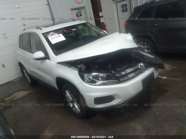 VOLKSWAGEN TIGUAN 2017 wvgsv7ax8hw510437