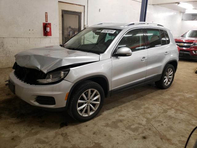 VOLKSWAGEN TIGUAN 2017 wvgsv7axxhk013428