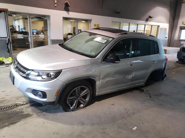 VOLKSWAGEN TIGUAN 2017 wvguv7axxhk015107