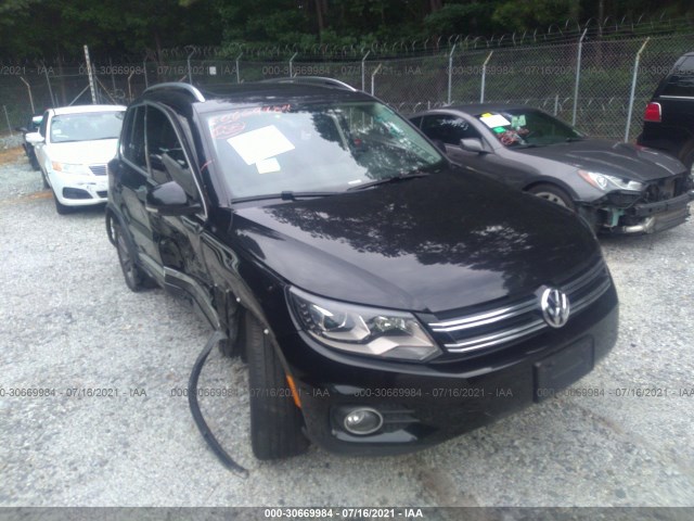 VOLKSWAGEN TIGUAN 2017 wvguv7axxhk021375