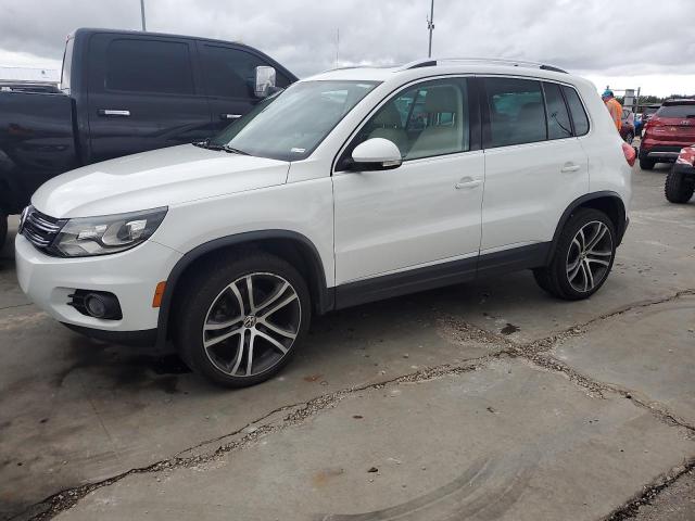 VOLKSWAGEN TIGUAN SEL 2017 wvgvv7ax9hk010744