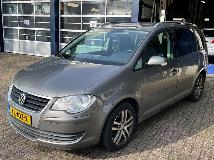 VOLKSWAGEN TOURAN 2008 wvgzzz1tz8w115757