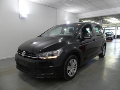 VOLKSWAGEN VOLKSWAGEN 2016 wvgzzz1tzhw032803