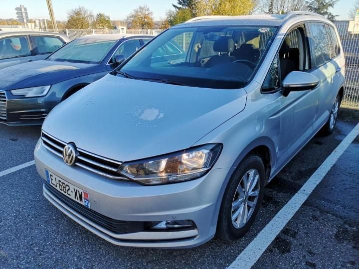 VOLKSWAGEN TOURAN 2017 wvgzzz1tzhw039185