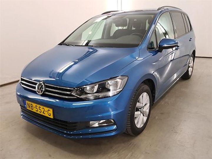 VOLKSWAGEN TOURAN 2017 wvgzzz1tzhw039375