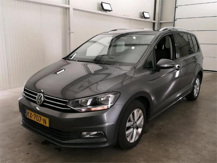 VOLKSWAGEN TOURAN 2017 wvgzzz1tzhw045026