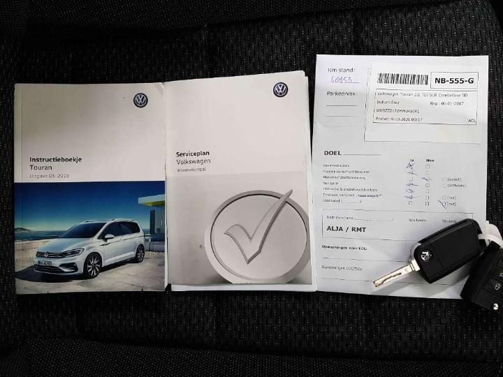 VOLKSWAGEN TOURAN 2017 wvgzzz1tzhw045041