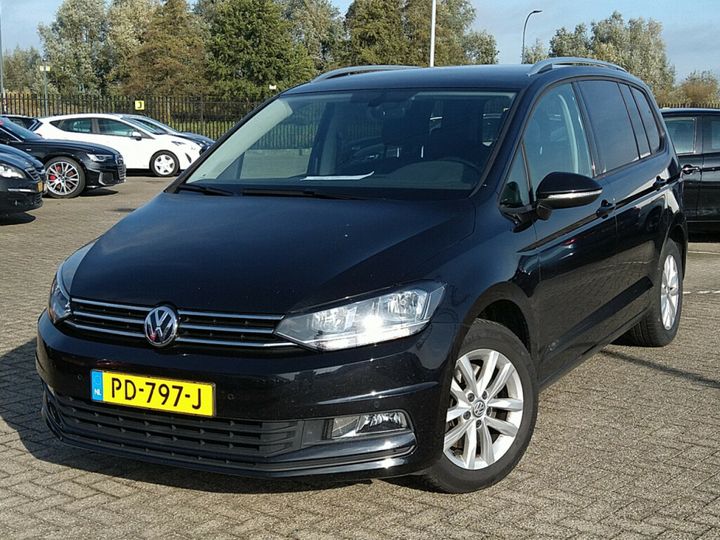 VOLKSWAGEN TOURAN 2017 wvgzzz1tzhw056165