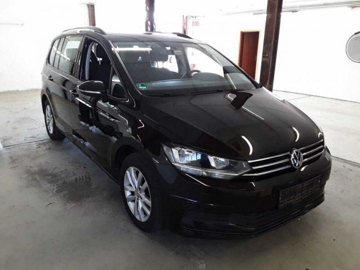 VOLKSWAGEN TOURAN 2017 wvgzzz1tzhw060135