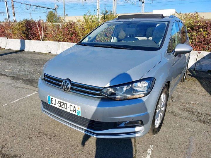 VOLKSWAGEN TOURAN 2017 wvgzzz1tzhw060615