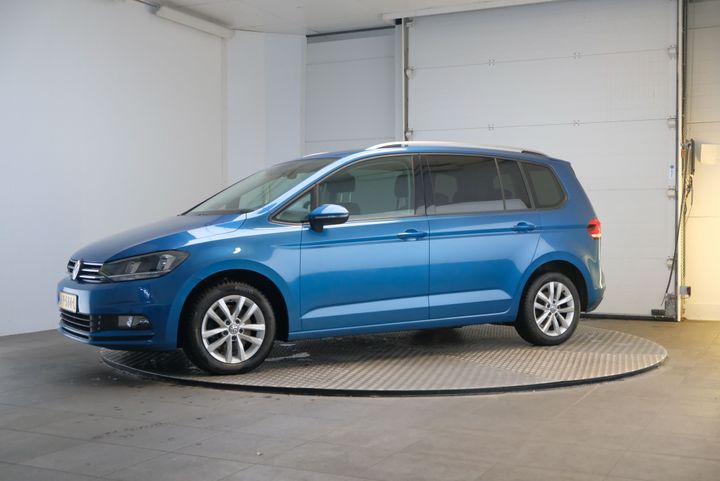 VOLKSWAGEN TOURAN 2017 wvgzzz1tzhw103614