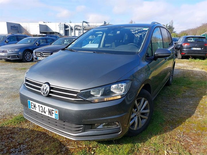 VOLKSWAGEN TOURAN 2017 wvgzzz1tzhw103864