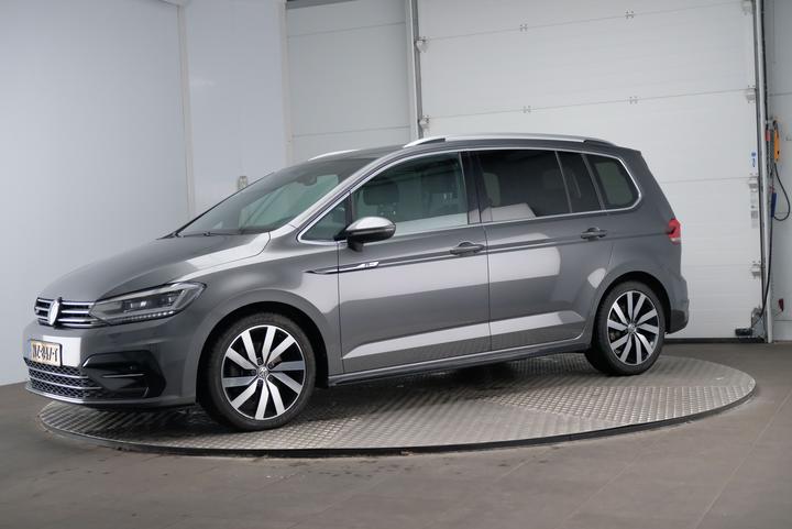 VOLKSWAGEN TOURAN 2017 wvgzzz1tzhw104808