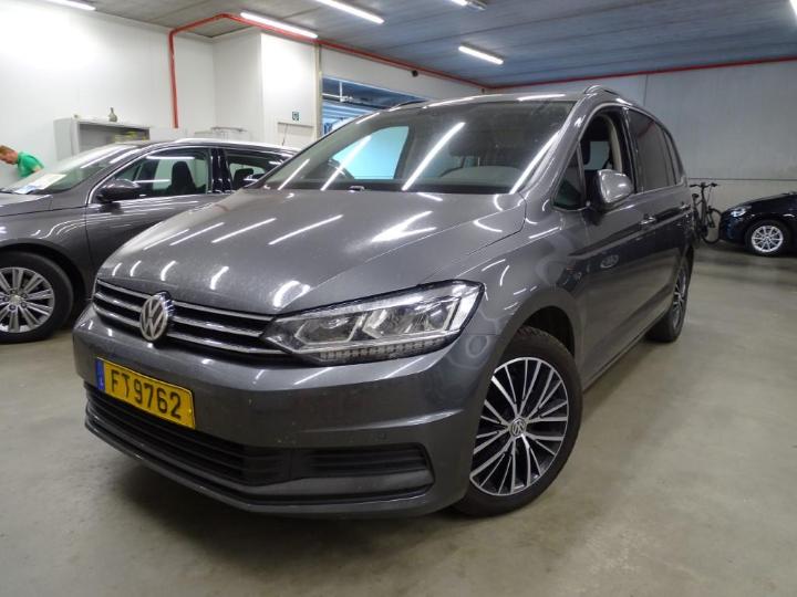 VOLKSWAGEN TOURAN 2017 wvgzzz1tzhw105015