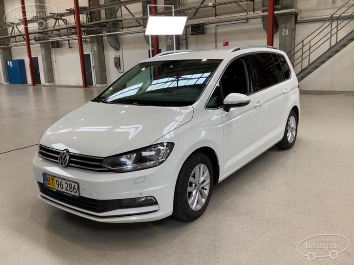 VOLKSWAGEN TOURAN VAN 2017 wvgzzz1tzjw017000