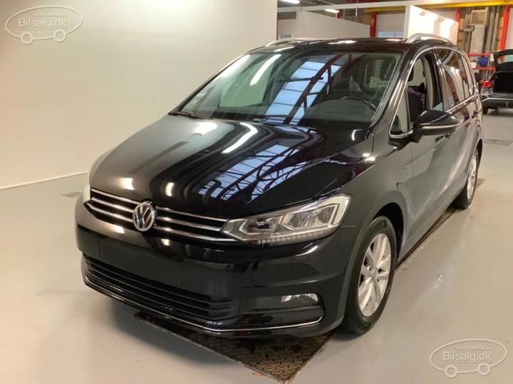 VOLKSWAGEN TOURAN MPV 2017 wvgzzz1tzjw035740