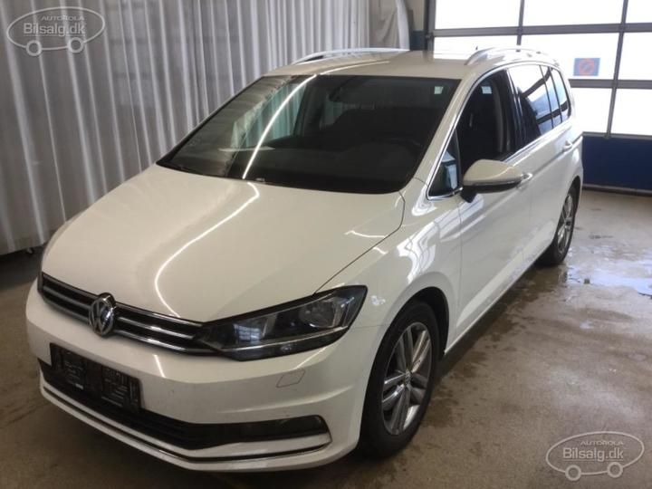 VOLKSWAGEN TOURAN MPV 2017 wvgzzz1tzjw035884