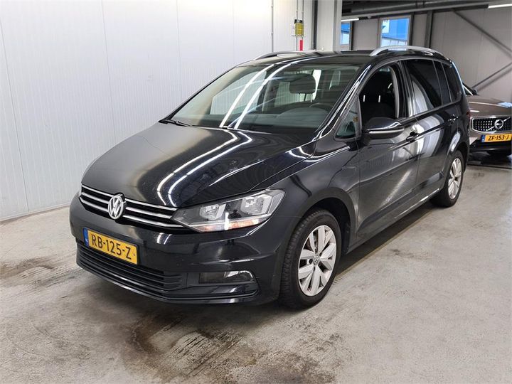 VOLKSWAGEN TOURAN 2017 wvgzzz1tzjw036913