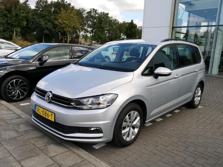 VOLKSWAGEN TOURAN 2018 wvgzzz1tzjw047044