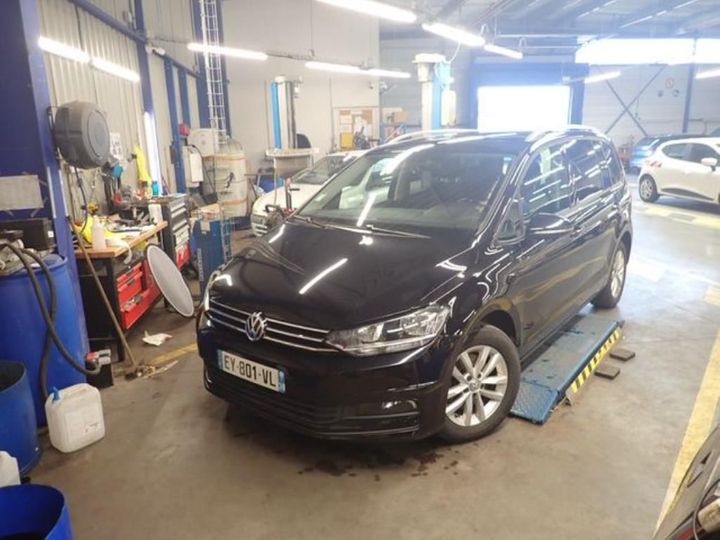 VOLKSWAGEN TOURAN 2018 wvgzzz1tzjw113883