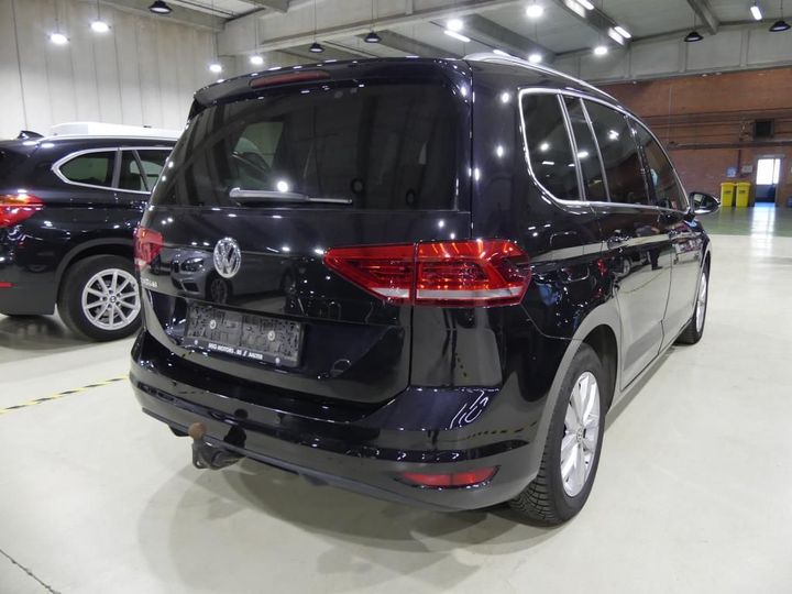 VOLKSWAGEN TOURAN 2018 wvgzzz1tzjw115918