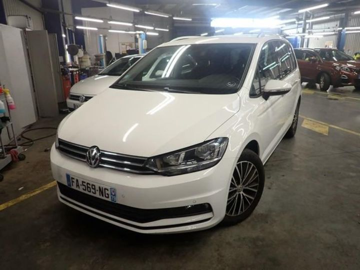 VOLKSWAGEN TOURAN 2018 wvgzzz1tzkw006313