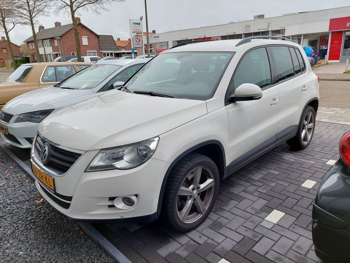 VOLKSWAGEN TIGUAN 2008 wvgzzz5nz8w031768