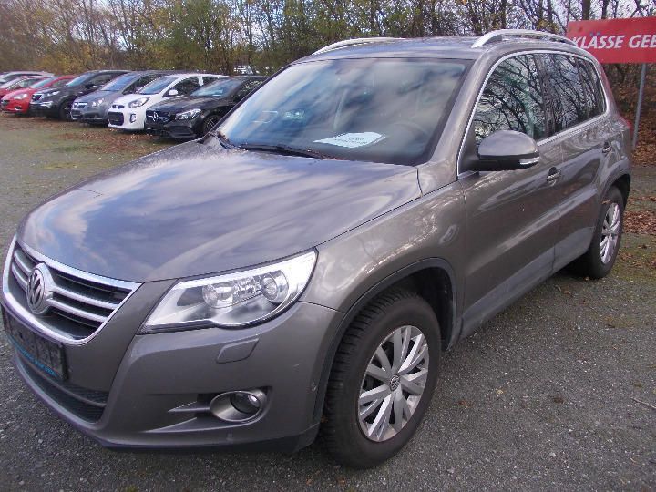 VOLKSWAGEN TIGUAN ESTATE 2010 wvgzzz5nzaw103559