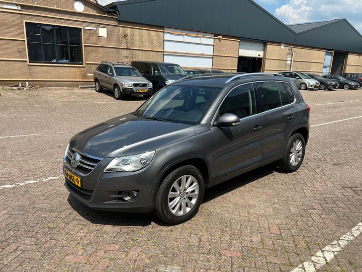 VOLKSWAGEN TIGUAN 2010 wvgzzz5nzbw020348