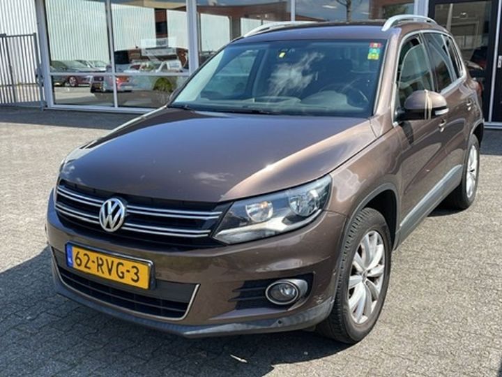 VOLKSWAGEN TIGUAN 2011 wvgzzz5nzcw006223