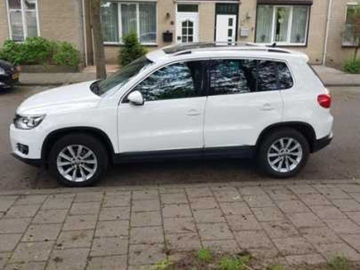 VOLKSWAGEN TIGUAN 2012 wvgzzz5nzcw085375