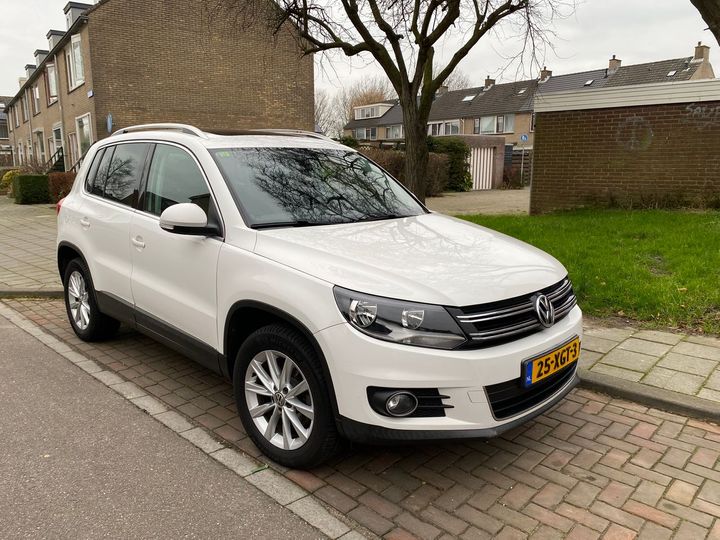 VOLKSWAGEN TIGUAN 2012 wvgzzz5nzcw602105