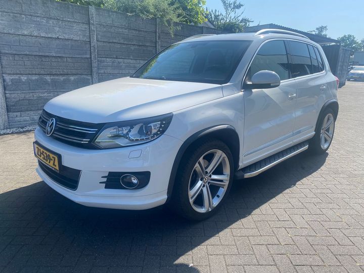 VOLKSWAGEN TIGUAN 2013 wvgzzz5nzew044684