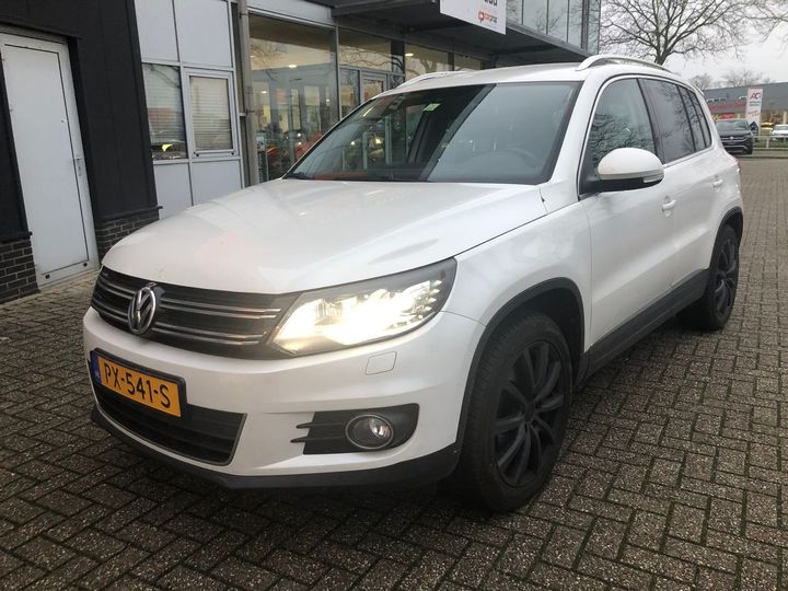 VOLKSWAGEN TIGUAN 2015 wvgzzz5nzfw570008