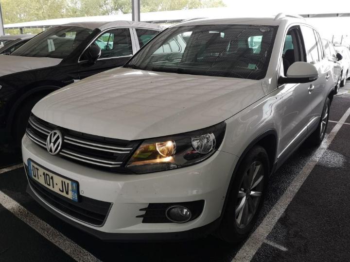 VOLKSWAGEN TIGUAN 2015 wvgzzz5nzgw014590